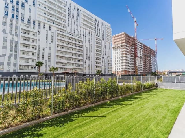 4 bedroom Flat for sale in Malilla, Valencia city with pool garage - € 599,000 (Ref: 9191539)