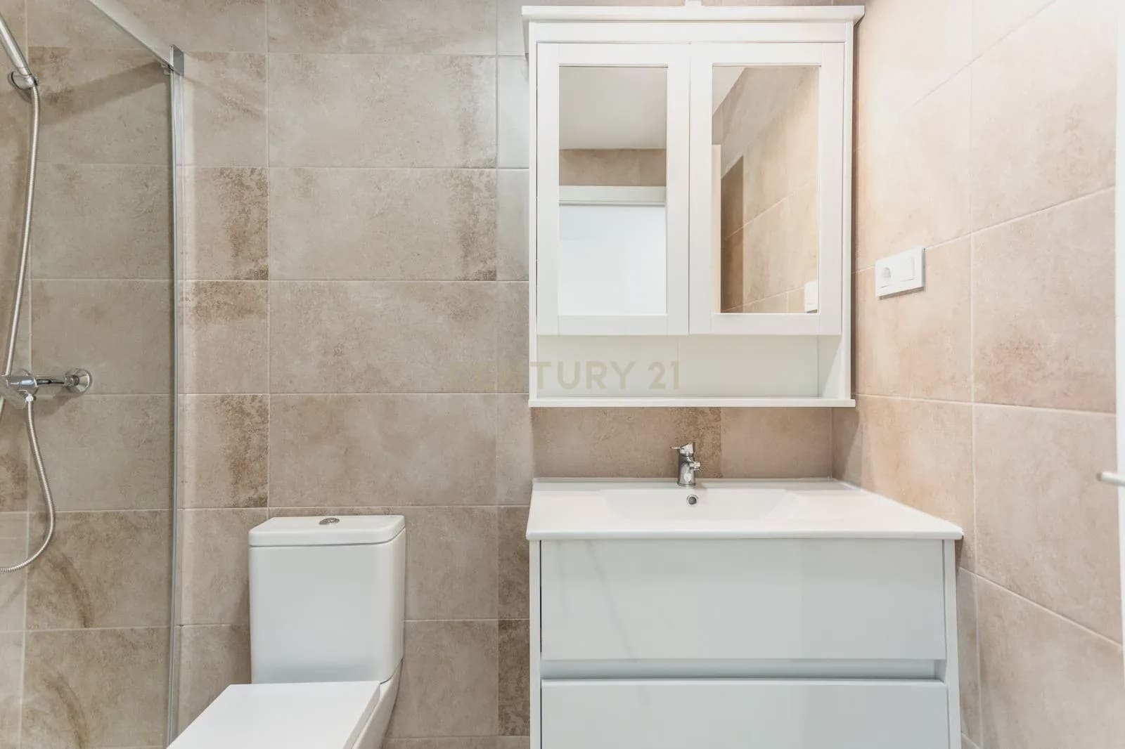 4 sypialnia Mieszkanie na sprzedaż w Miasto Walencja z basenem garażem - 599 000 € (Ref: 9191539)