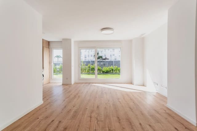 4 bedroom Flat for sale in Malilla, Valencia city with pool garage - € 599,000 (Ref: 9191539)