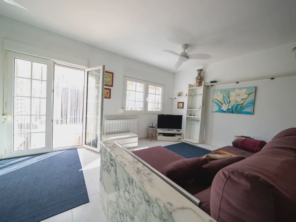 4 soverom Kjedet enebolig til salgs i Cambrils med svømmebasseng garasje - € 415 000 (Ref: 9191875)