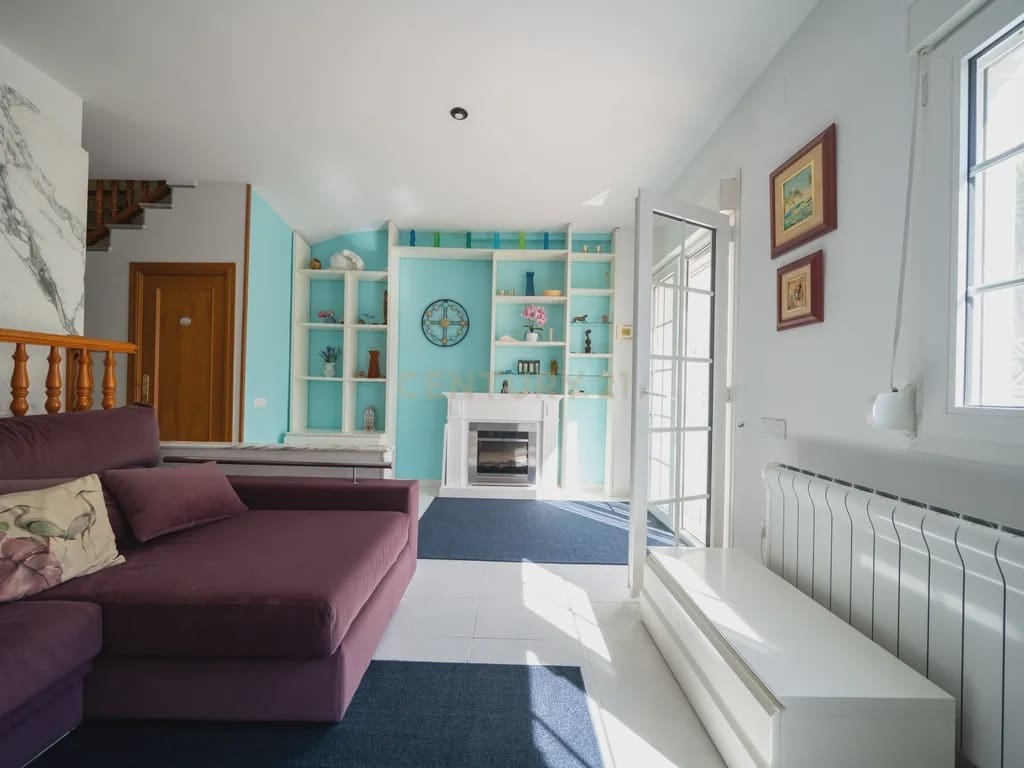 4 soverom Kjedet enebolig til salgs i Cambrils med svømmebasseng garasje - € 415 000 (Ref: 9191875)