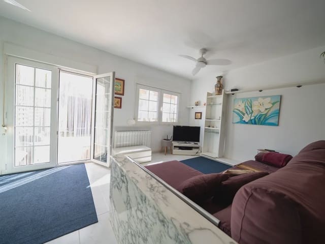 4 slaapkamer Halfvrijstaande villa te koop in Cambrils met zwembad garage - € 415.000 (Ref: 9191875)