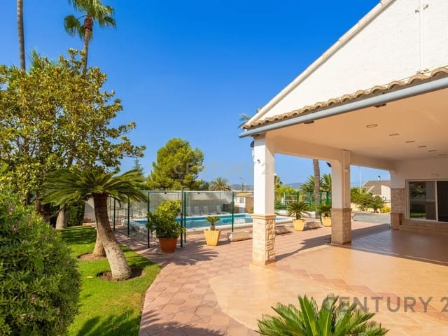 6 sypialnia Dom na sprzedaż w Riba-roja de Túria z basenem garażem - 675 000 € (Ref: 9331334)