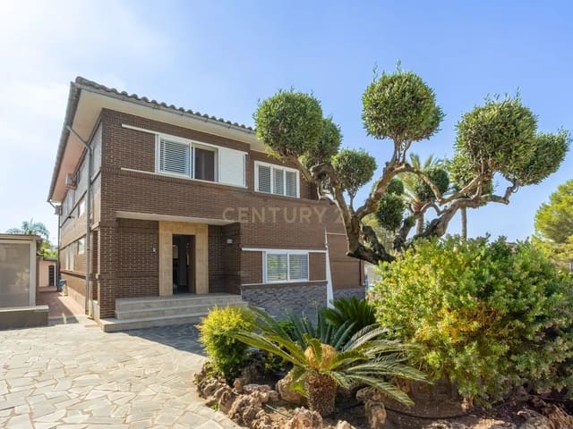 6 sypialnia Dom na sprzedaż w Riba-roja de Túria z basenem garażem - 675 000 € (Ref: 9331334)