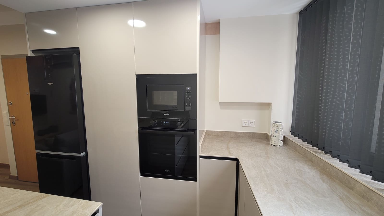 1 makuuhuone Yksiö vuokrattavana paikassa Valencia kaupunki - 1 150 € (Ref: 9337108)