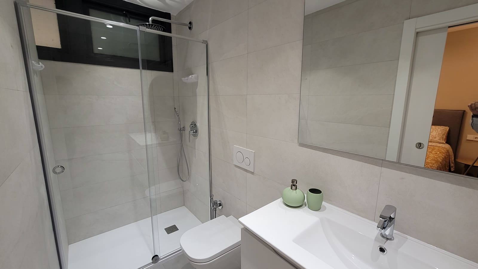 1 makuuhuone Yksiö vuokrattavana paikassa Valencia kaupunki - 1 150 € (Ref: 9337108)