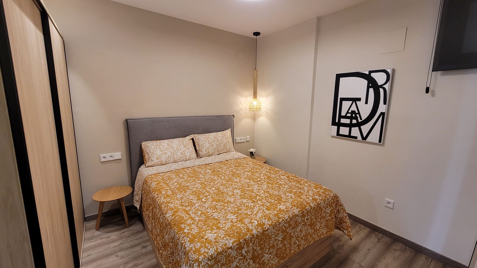 1 makuuhuone Yksiö vuokrattavana paikassa Valencia kaupunki - 1 150 € (Ref: 9337108)