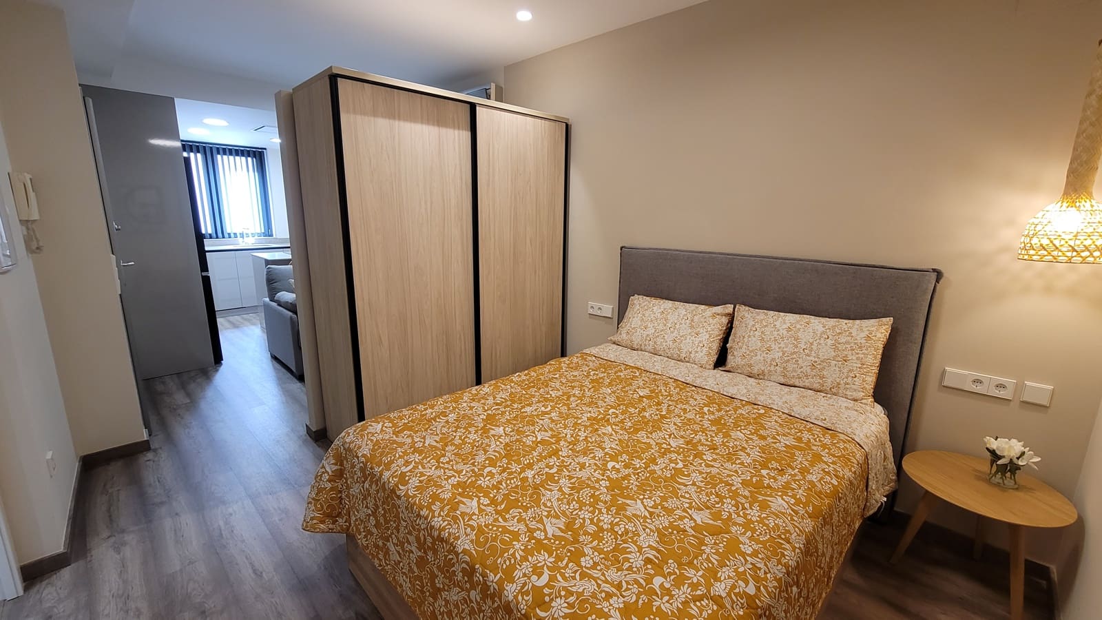 1 makuuhuone Yksiö vuokrattavana paikassa Valencia kaupunki - 1 150 € (Ref: 9337108)