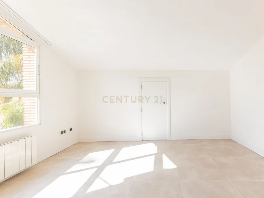 6 soverom Villa til salgs i San Antonio de Benageber med svømmebasseng garasje - € 1 500 000 (Ref: 9337239)