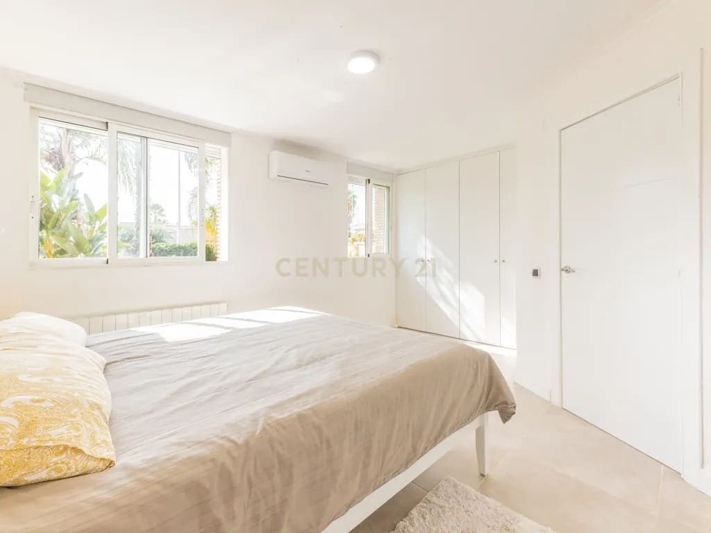 6 soverom Villa til salgs i San Antonio de Benageber med svømmebasseng garasje - € 1 500 000 (Ref: 9337239)