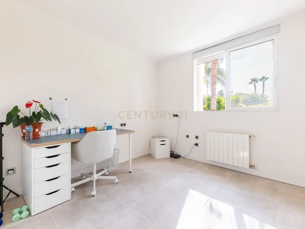 6 soverom Villa til salgs i San Antonio de Benageber med svømmebasseng garasje - € 1 500 000 (Ref: 9337239)