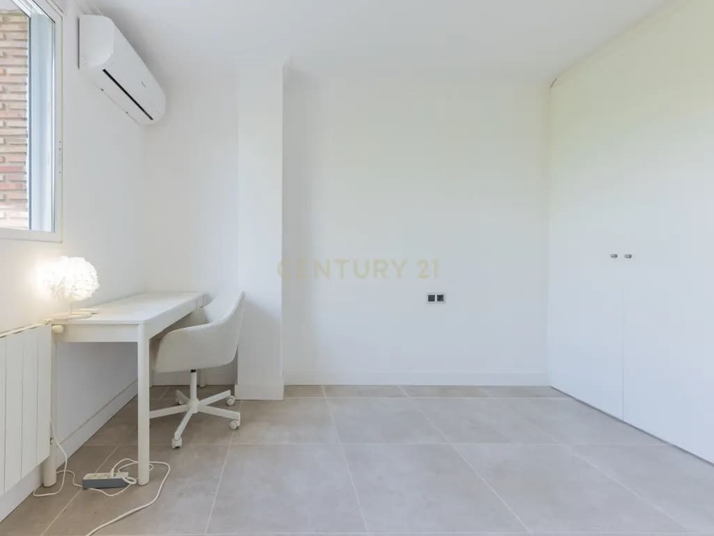 6 soverom Villa til salgs i San Antonio de Benageber med svømmebasseng garasje - € 1 500 000 (Ref: 9337239)