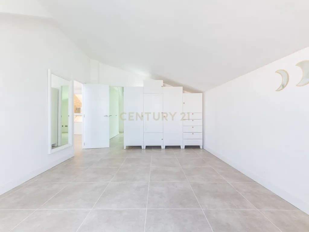 6 soverom Villa til salgs i San Antonio de Benageber med svømmebasseng garasje - € 1 500 000 (Ref: 9337239)