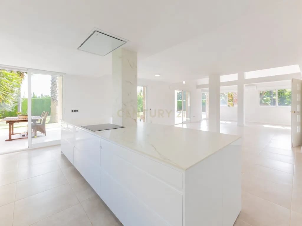 6 soverom Villa til salgs i San Antonio de Benageber med svømmebasseng garasje - € 1 500 000 (Ref: 9337239)