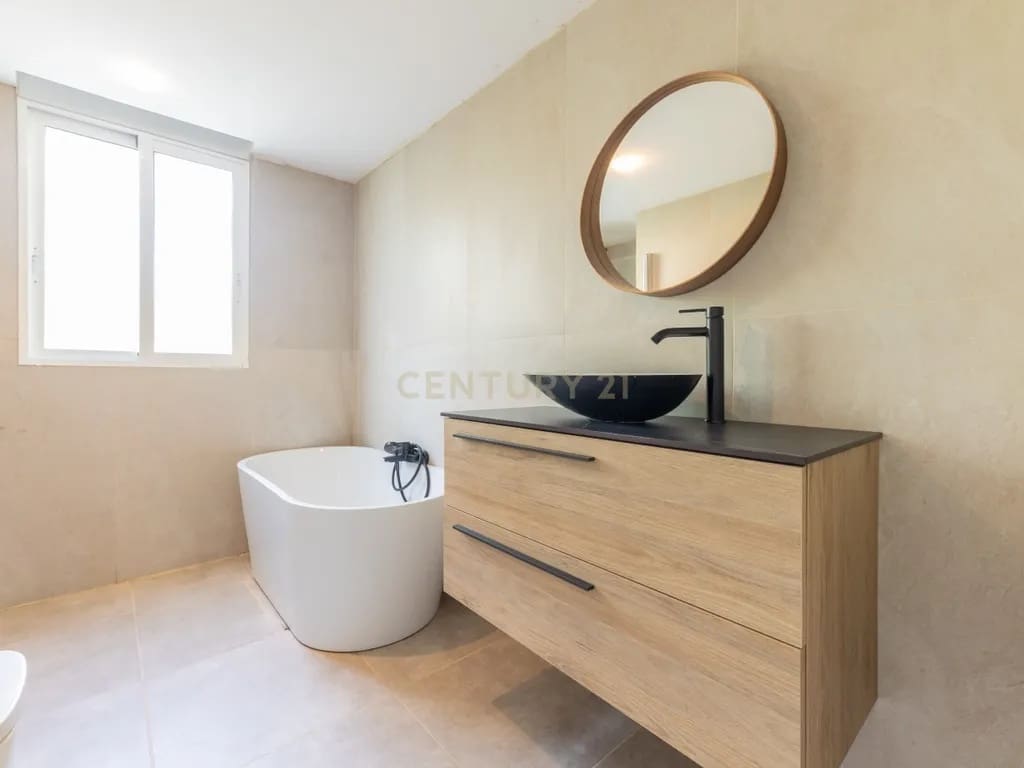 6 soverom Villa til salgs i San Antonio de Benageber med svømmebasseng garasje - € 1 500 000 (Ref: 9337239)