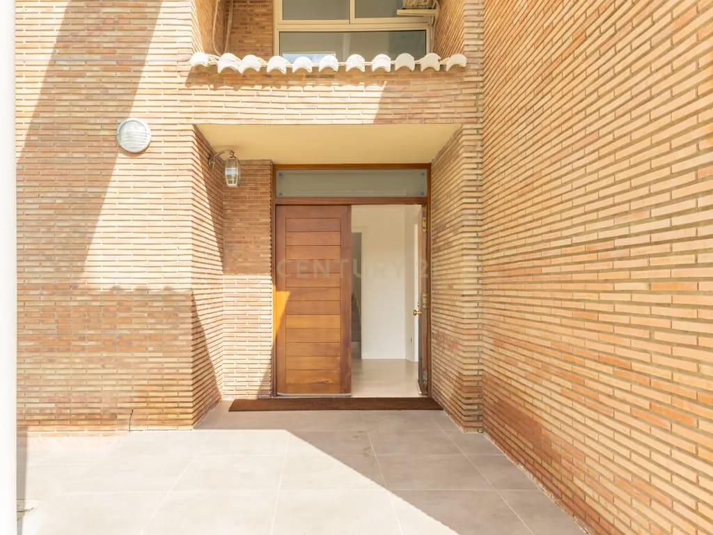 6 soverom Villa til salgs i San Antonio de Benageber med svømmebasseng garasje - € 1 500 000 (Ref: 9337239)