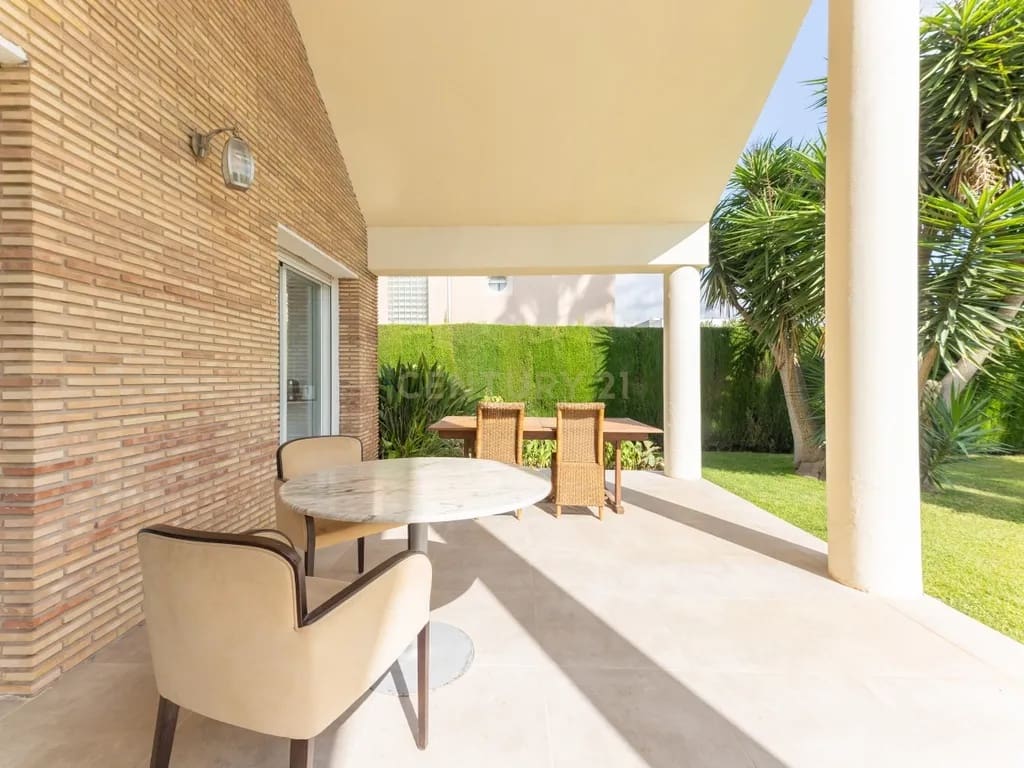 6 soverom Villa til salgs i San Antonio de Benageber med svømmebasseng garasje - € 1 500 000 (Ref: 9337239)