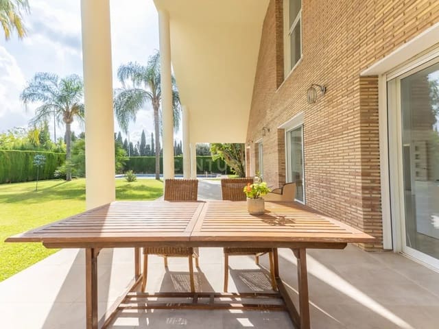 6 soverom Villa til salgs i San Antonio de Benagéber med svømmebasseng garasje - € 1 500 000 (Ref: 9337239)