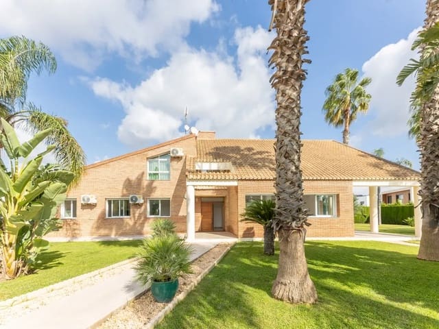 6 soverom Villa til salgs i San Antonio de Benagéber med svømmebasseng garasje - € 1 500 000 (Ref: 9337239)