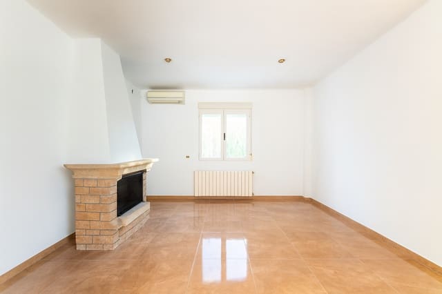 4 soverom Villa til salgs i L'Eliana med svømmebasseng garasje - € 733 000 (Ref: 9418786)