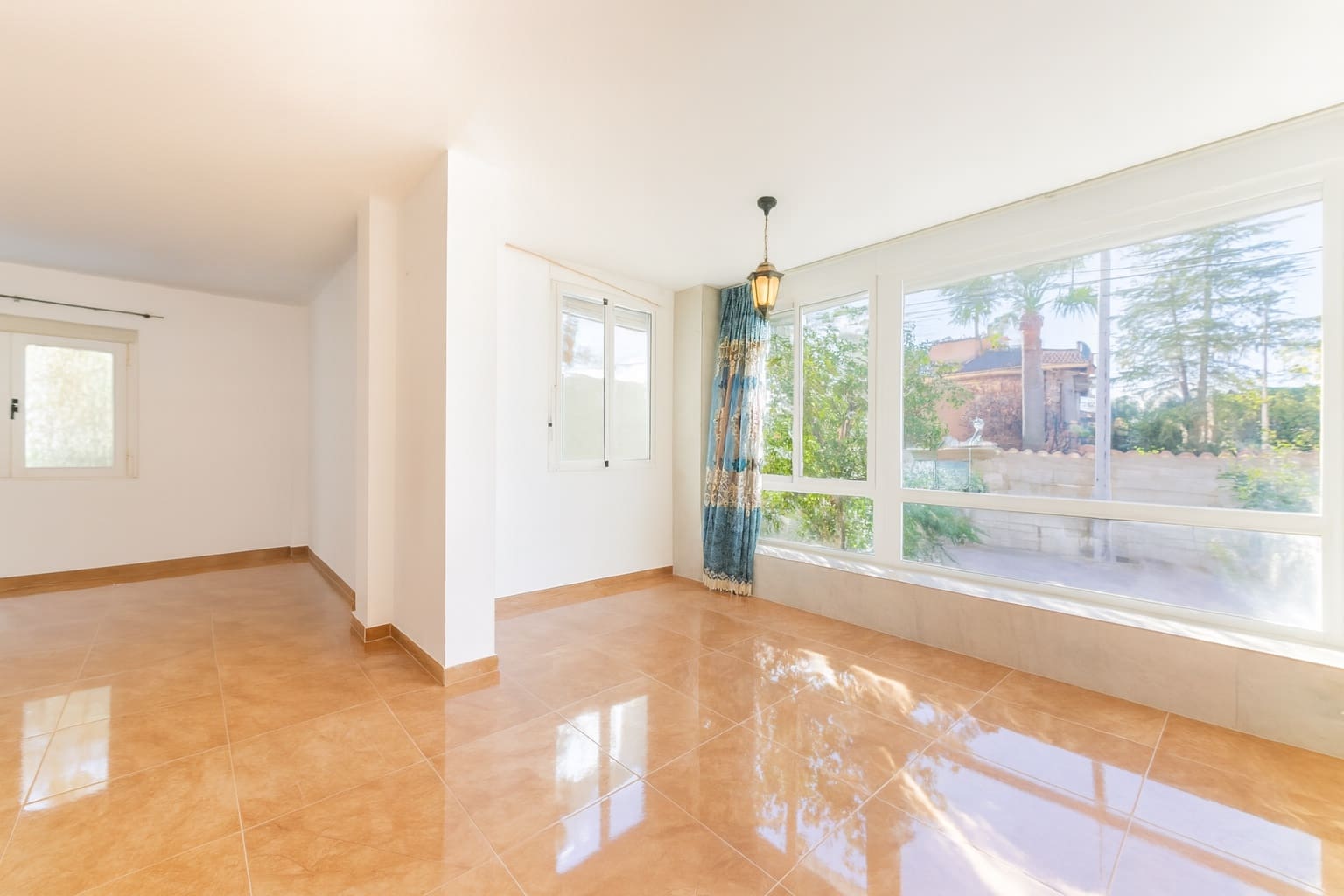 4 soveværelse Villa til salg i L'Eliana med swimmingpool garage - € 733.000 (Ref: 9418786)