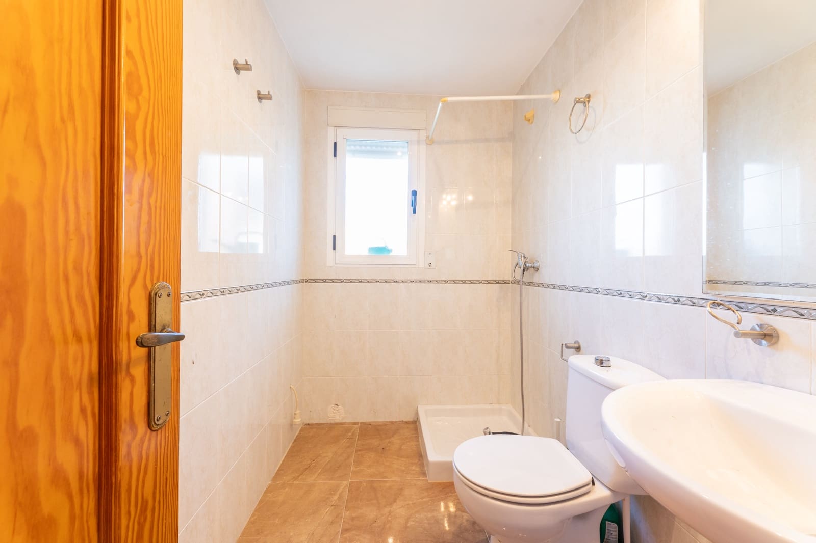 4 soveværelse Villa til salg i L'Eliana med swimmingpool garage - € 733.000 (Ref: 9418786)