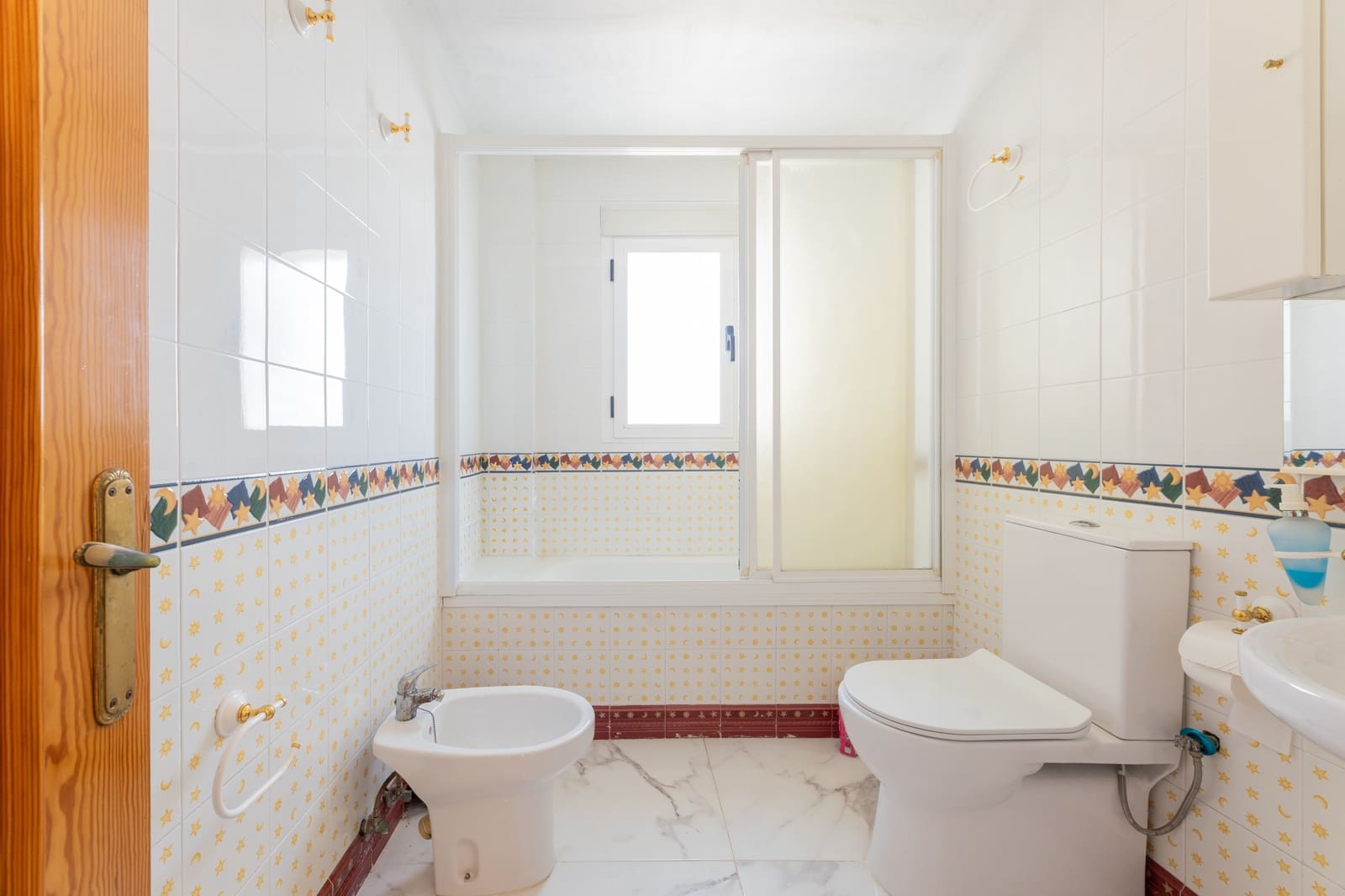 4 soveværelse Villa til salg i L'Eliana med swimmingpool garage - € 733.000 (Ref: 9418786)