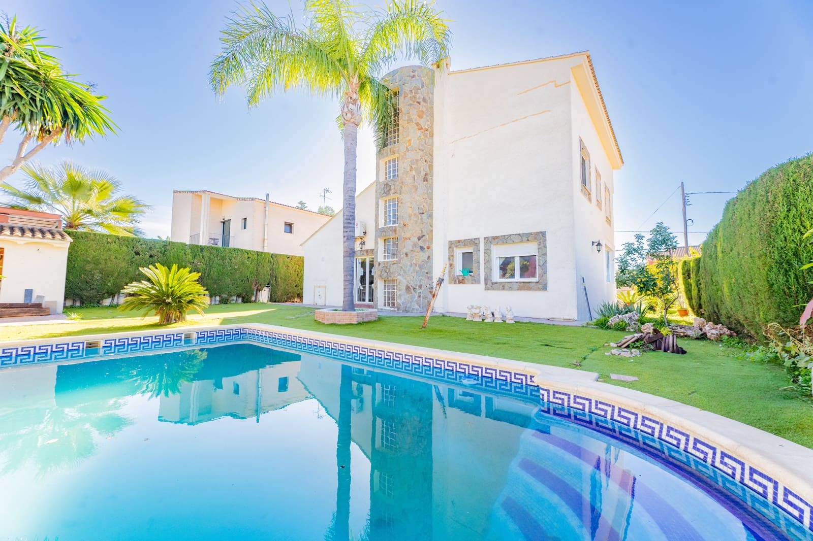 4 soveværelse Villa til salg i L'Eliana med swimmingpool garage - € 733.000 (Ref: 9418786)