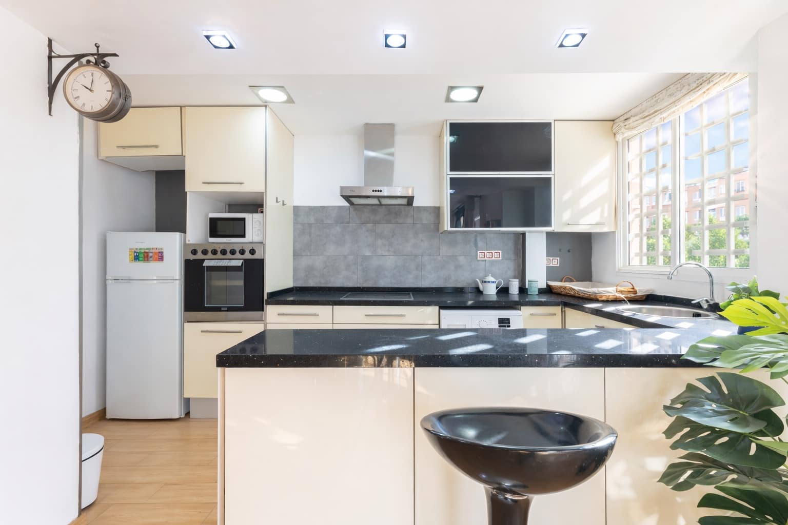 2 slaapkamer Flat te koop in Burjassot - € 182.000 (Ref: 9626080)