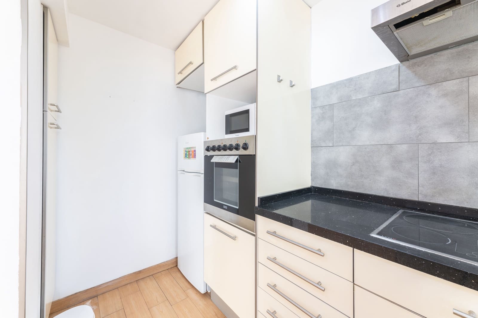 2 slaapkamer Flat te koop in Burjassot - € 182.000 (Ref: 9626080)