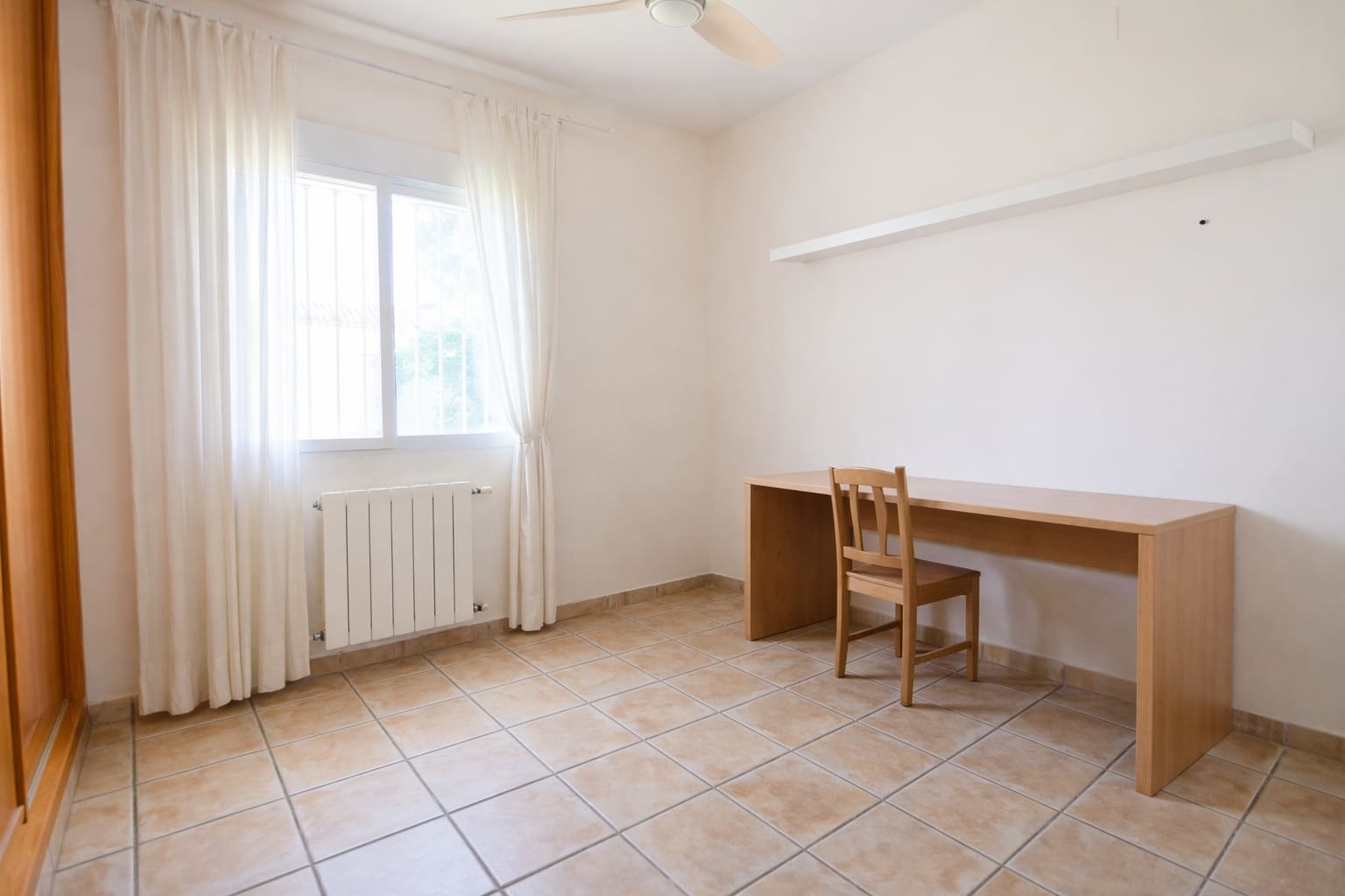 5 makuuhuone Huvila myytävänä paikassa L'Eliana mukana uima-altaan 
autotalli - 685 000 € (Ref: 9631386)