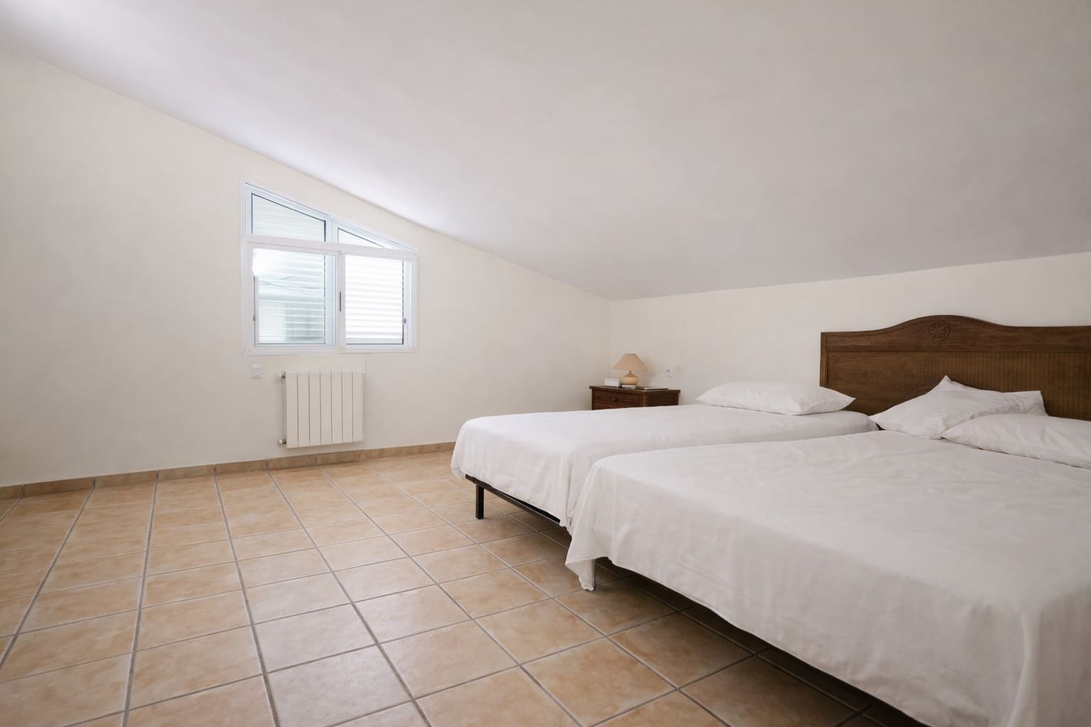 5 makuuhuone Huvila myytävänä paikassa L'Eliana mukana uima-altaan 
autotalli - 685 000 € (Ref: 9631386)