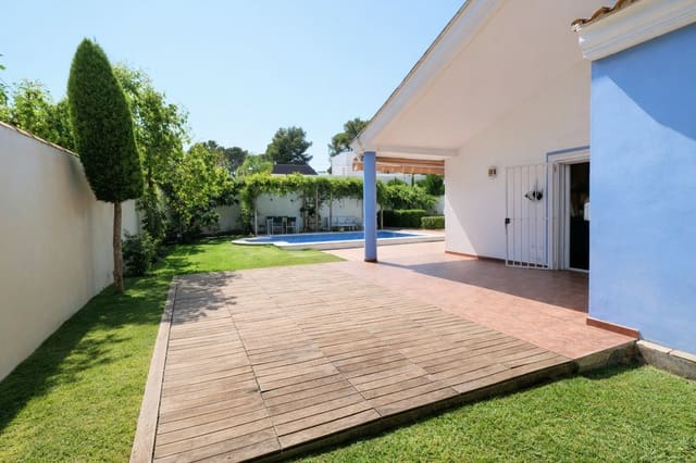 5 makuuhuone Huvila myytävänä paikassa L'Eliana mukana uima-altaan 
autotalli - 685 000 € (Ref: 9631386)