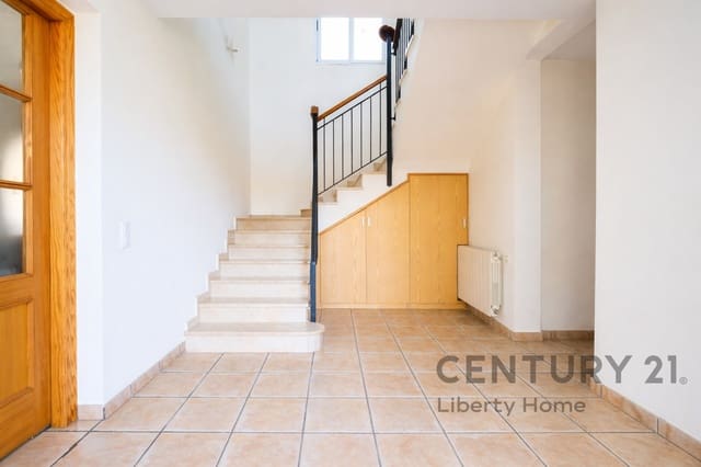 5 slaapkamer Villa te koop in L'Eliana met zwembad garage - € 685.000 (Ref: 9631386)