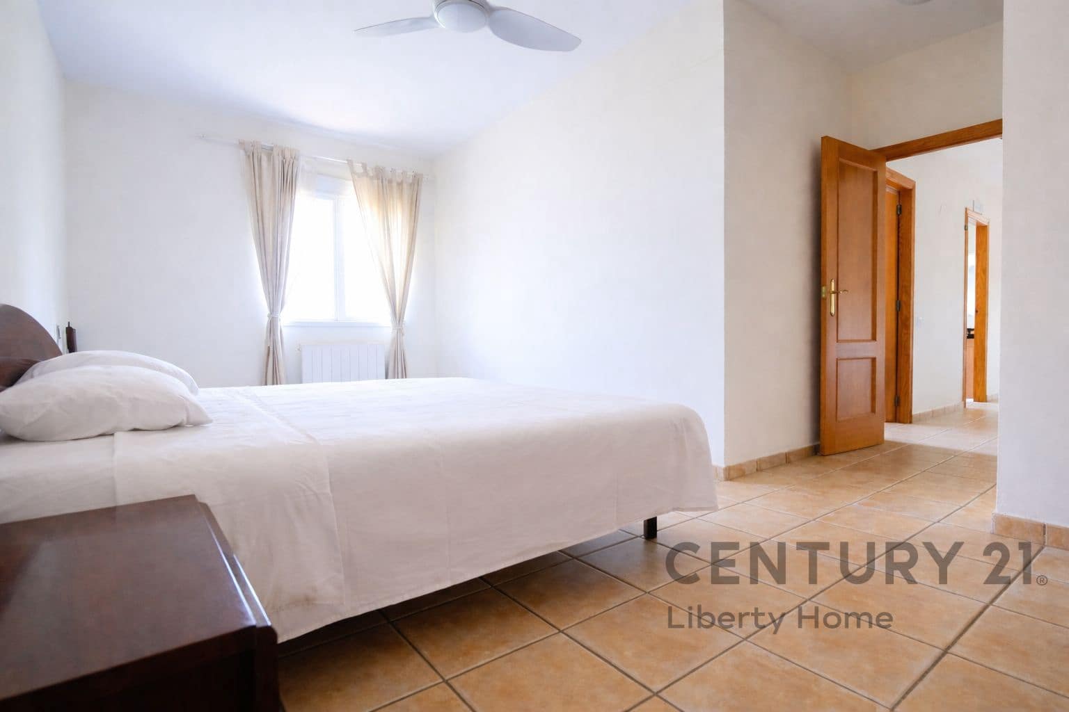 5 bedroom Villa for sale in L'Eliana with pool garage - € 685,000 (Ref: 9631386)