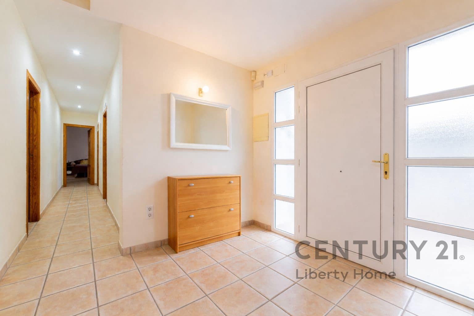 5 bedroom Villa for sale in L'Eliana with pool garage - € 685,000 (Ref: 9631386)