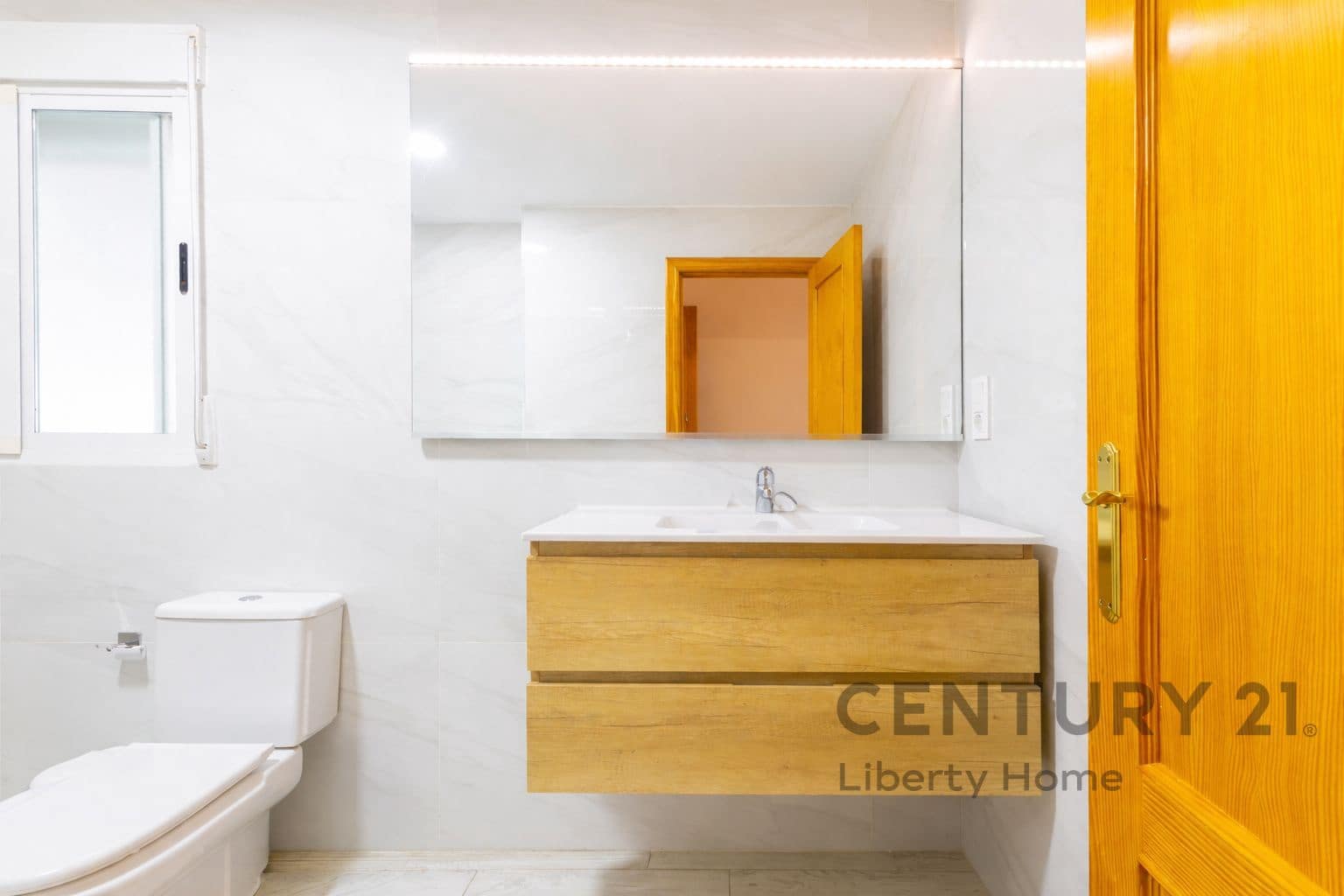 5 bedroom Villa for sale in L'Eliana with pool garage - € 685,000 (Ref: 9631386)