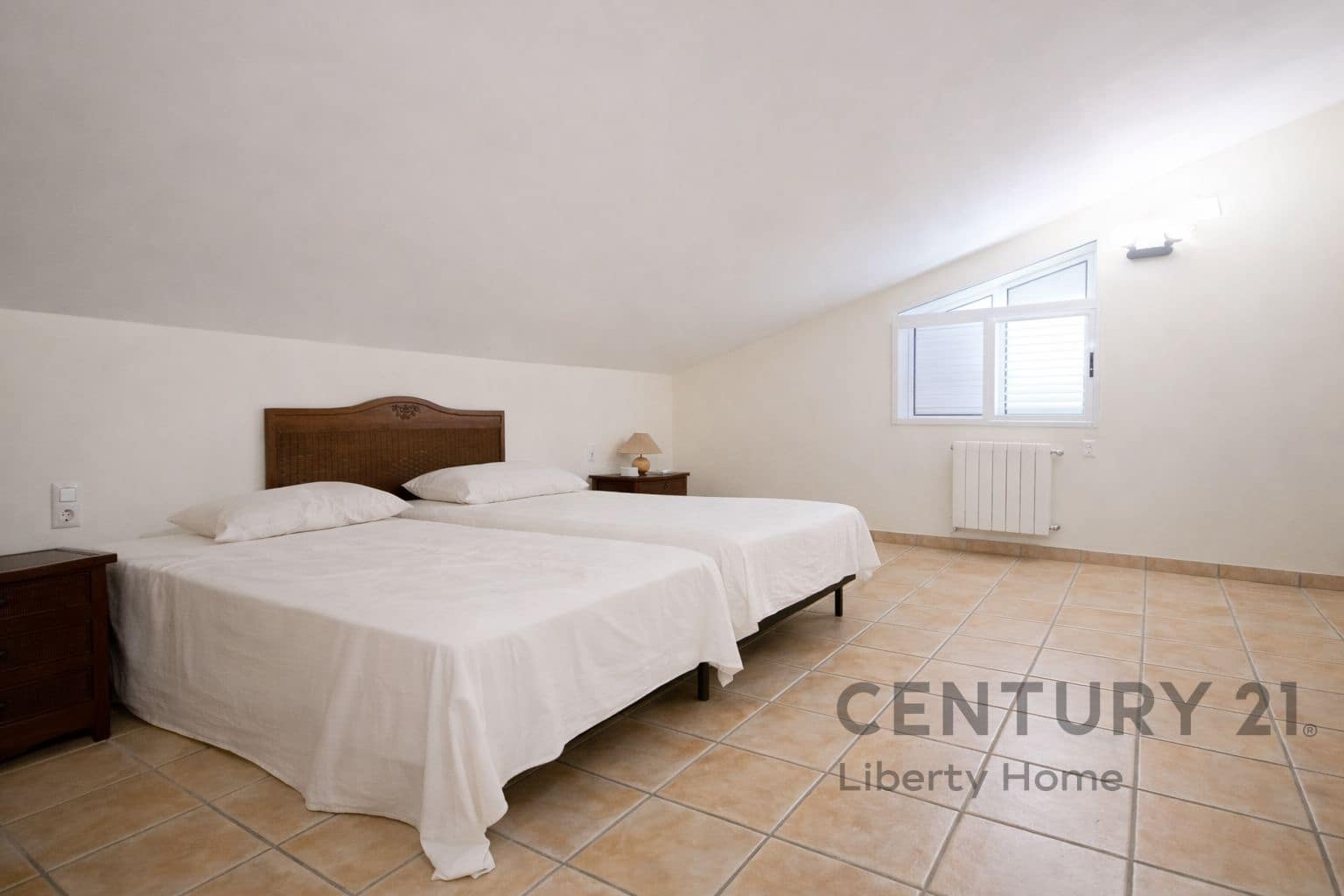 5 bedroom Villa for sale in L'Eliana with pool garage - € 685,000 (Ref: 9631386)