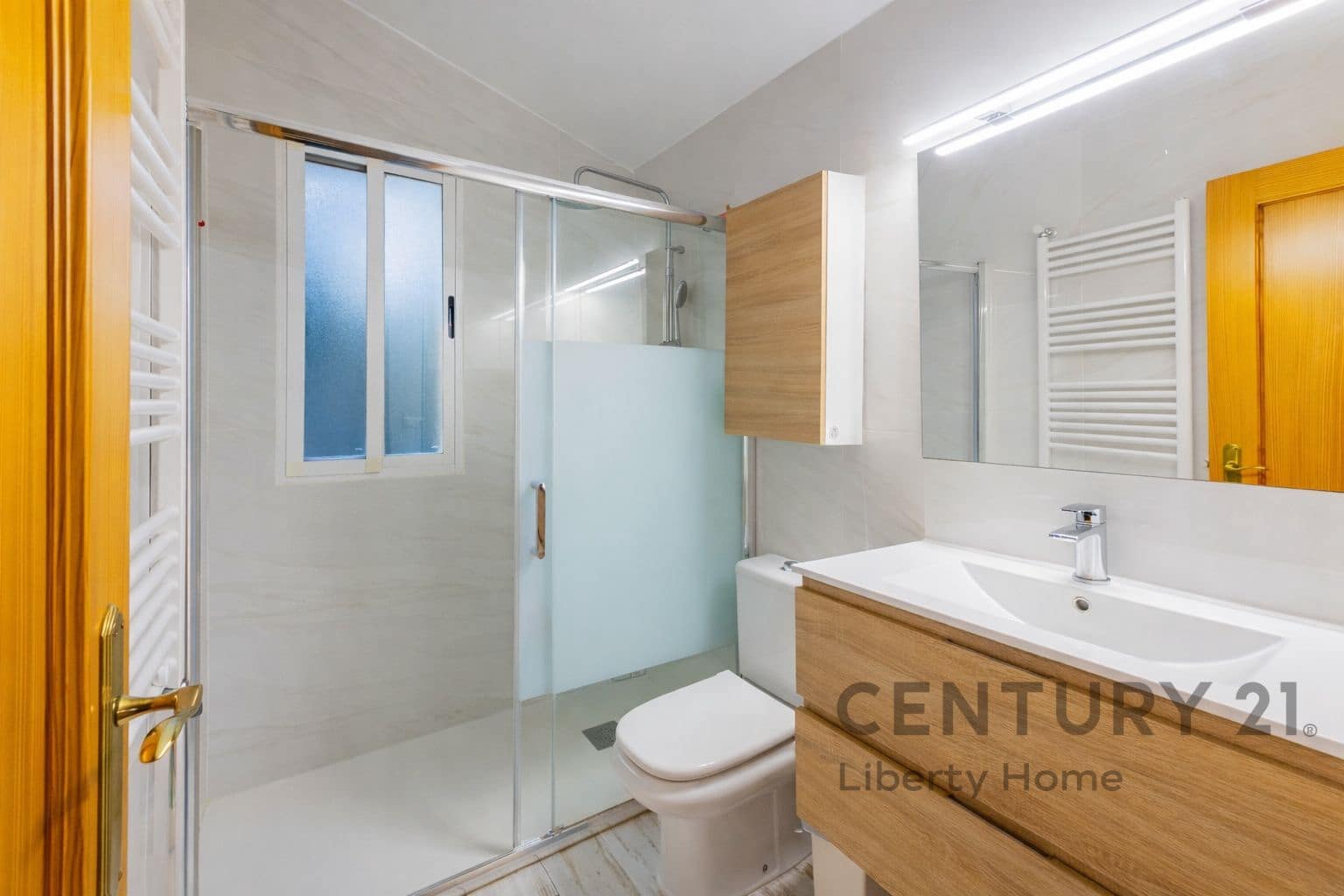 5 bedroom Villa for sale in L'Eliana with pool garage - € 685,000 (Ref: 9631386)