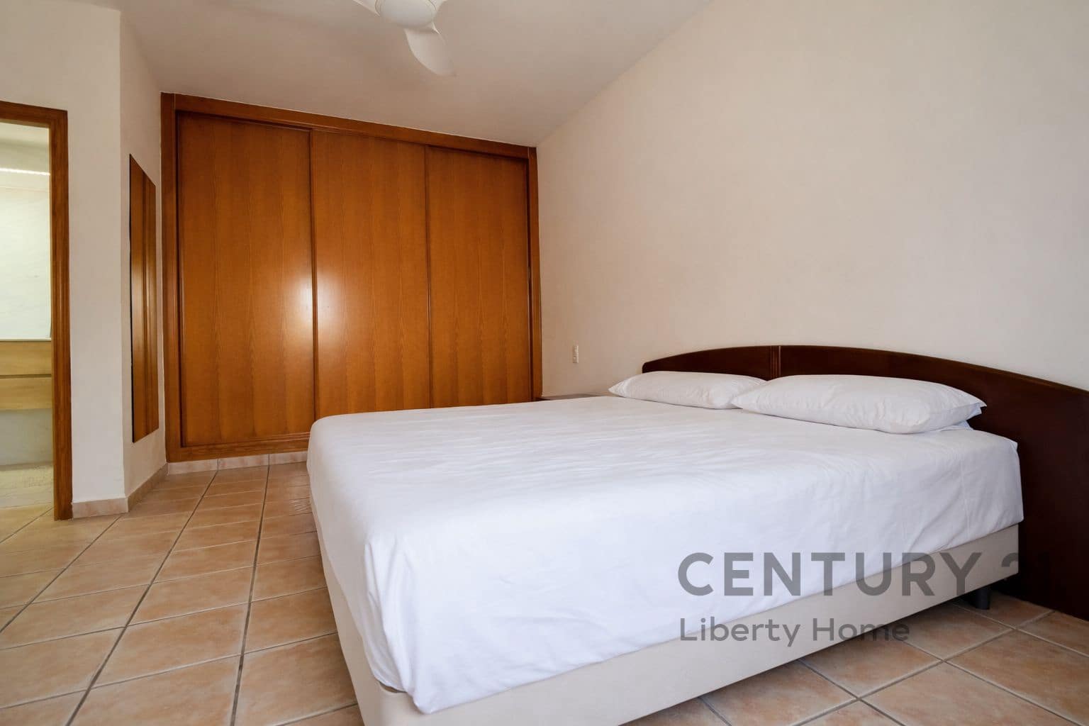 5 bedroom Villa for sale in L'Eliana with pool garage - € 685,000 (Ref: 9631386)