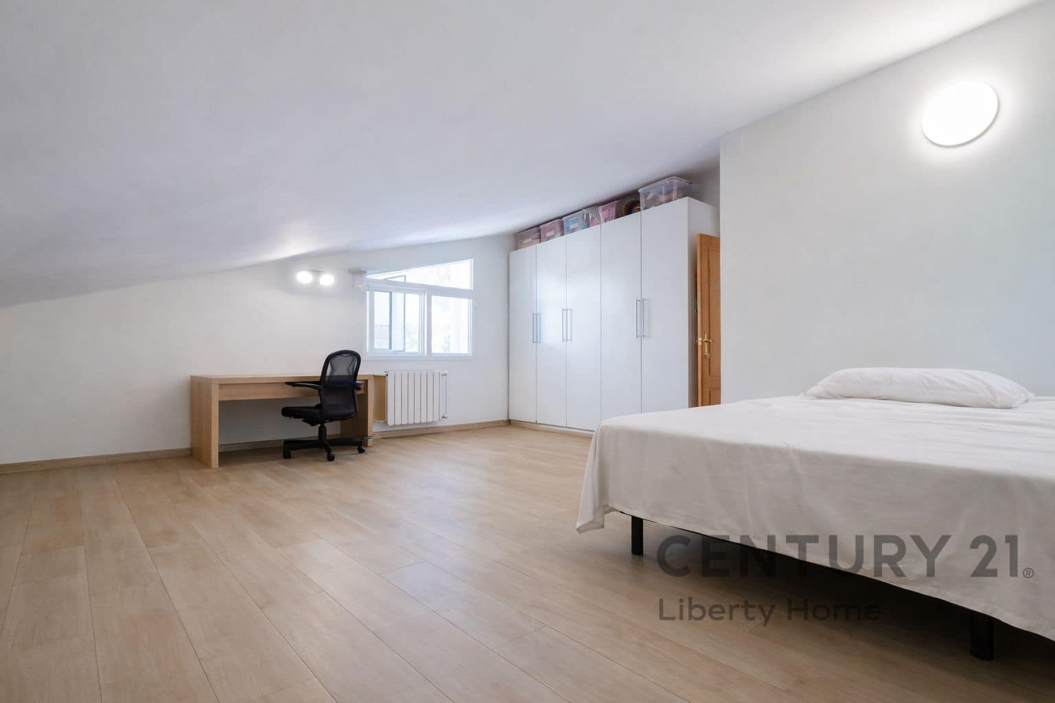 5 bedroom Villa for sale in L'Eliana with pool garage - € 685,000 (Ref: 9631386)