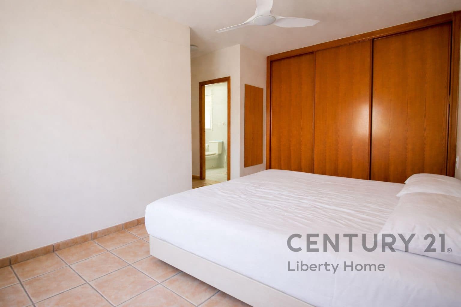 5 bedroom Villa for sale in L'Eliana with pool garage - € 685,000 (Ref: 9631386)