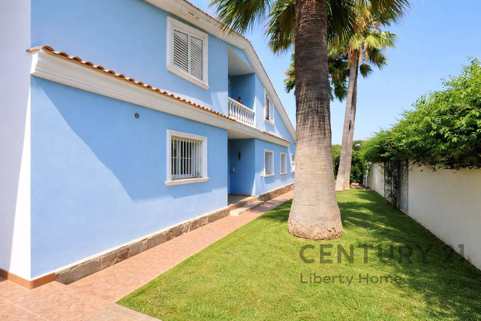 5 bedroom Villa for sale in L'Eliana with pool garage - € 685,000 (Ref: 9631386)