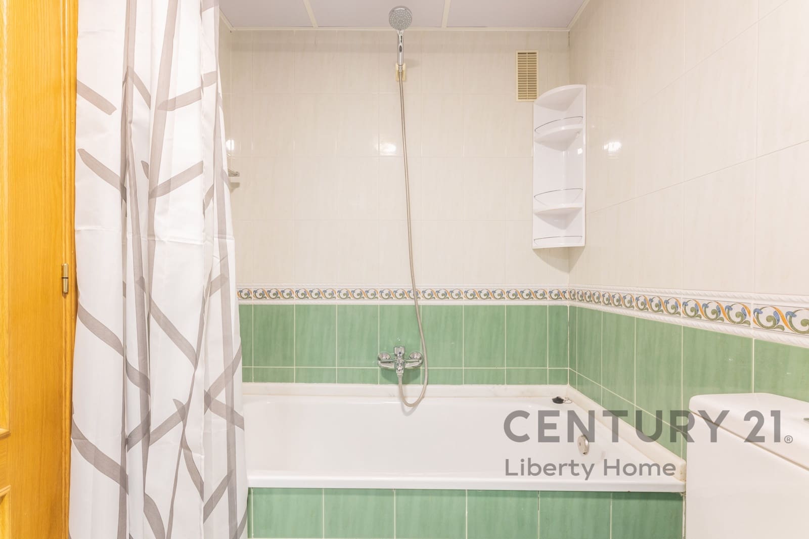 4 soverom Leilighet til leie i Valencia by med garasje - € 2 350 (Ref: 9750841)