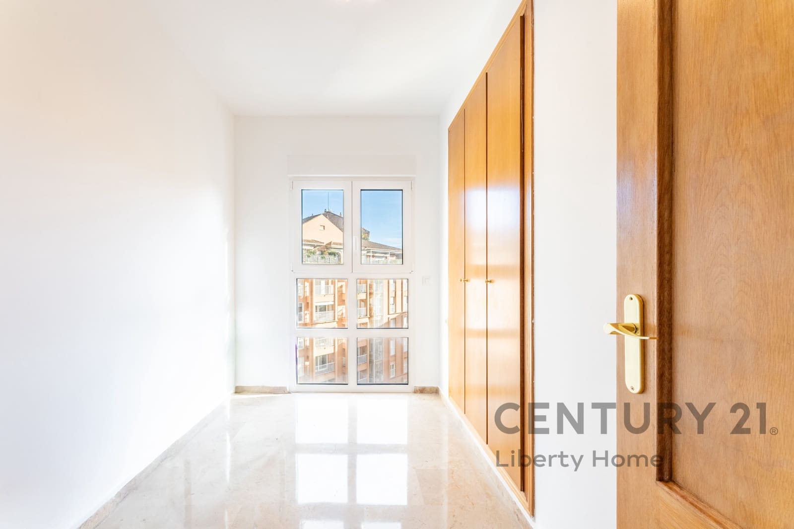 4 soverom Leilighet til leie i Valencia by med garasje - € 2 350 (Ref: 9750841)