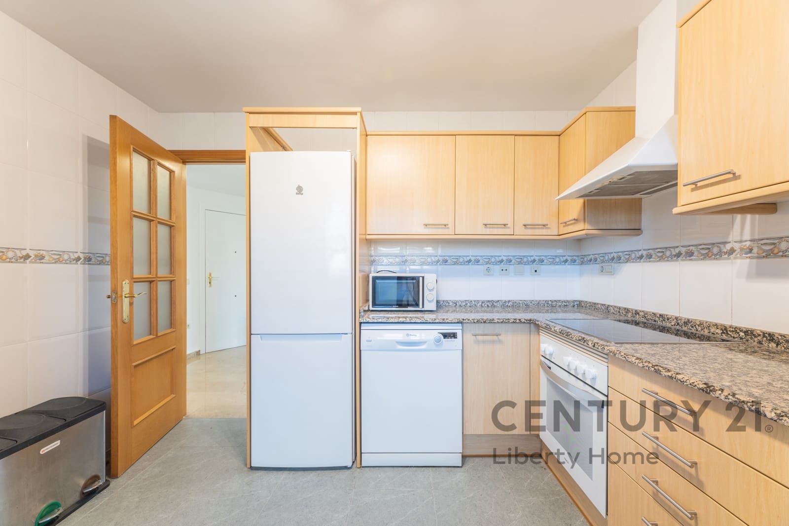 4 soverom Leilighet til leie i Valencia by med garasje - € 2 350 (Ref: 9750841)