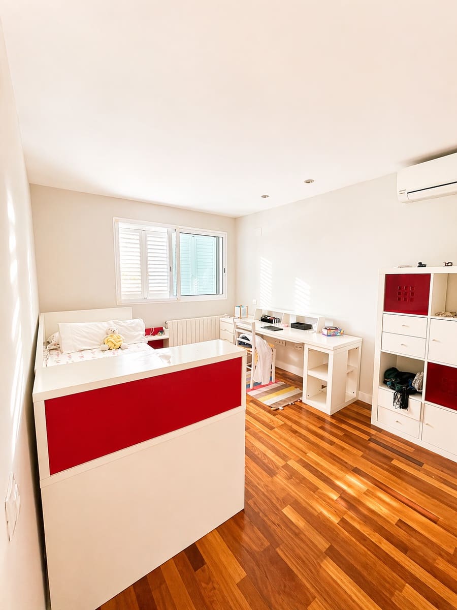 4 sovrum Villa att hyra i Torrent med garage - 2 800 € (Ref: 9793390)