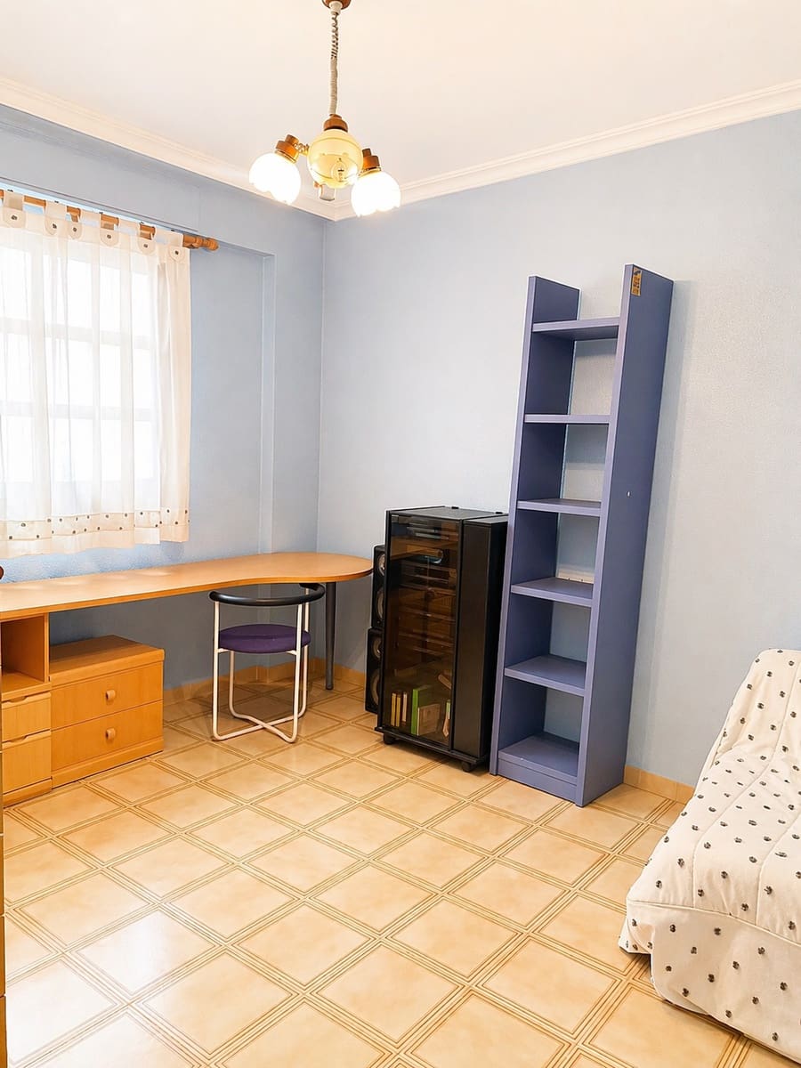 4 sovrum Villa att hyra i Torrent med garage - 2 800 € (Ref: 9793390)