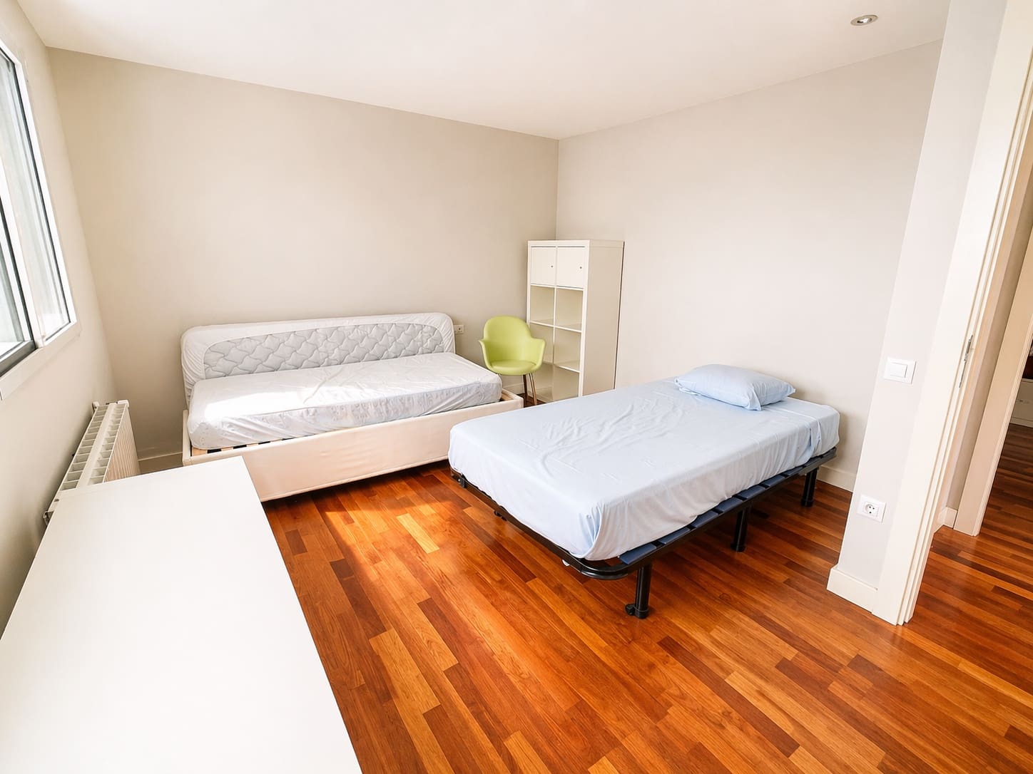 4 sovrum Villa att hyra i Torrent med garage - 2 800 € (Ref: 9793390)