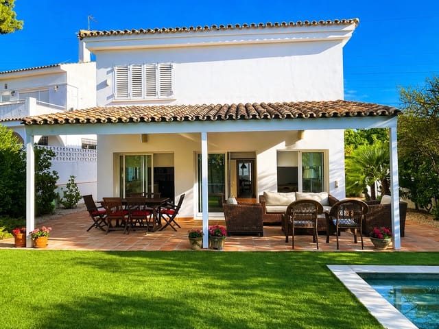 4 sovrum Villa att hyra i El Vedat de Torrente, Torrent med garage - 2 800 € (Ref: 9793390)